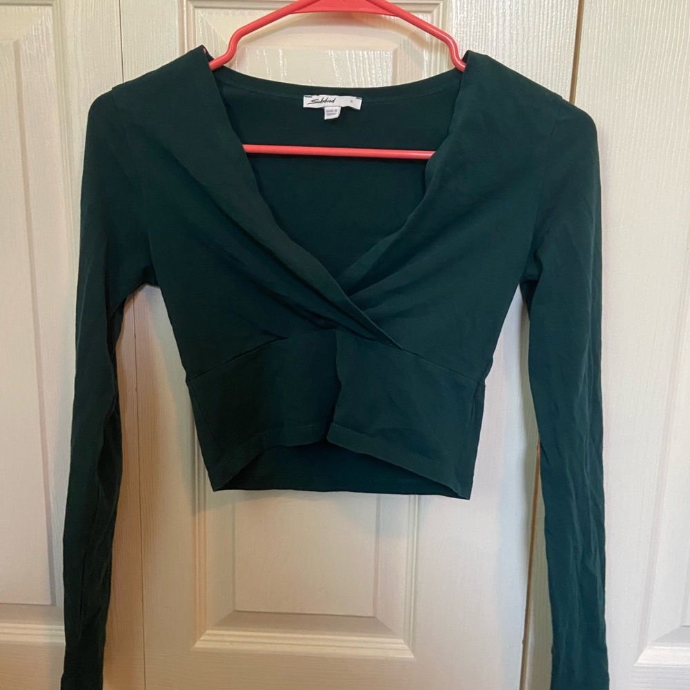 subdued long sleeve